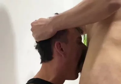 Versatil XXX gay deepthroat