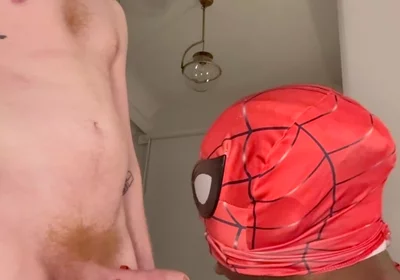 Hot Bottom Gives a Blowjob to a Thick Top