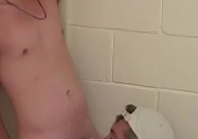 Romeo & D. in Romeo's 1st Vid!