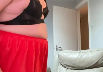 Horny Crossdresser so Want It Shared Guys