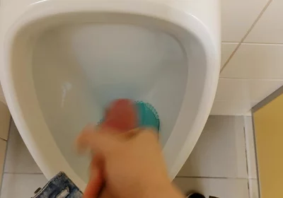 Piss, Jerking and Cum in the Hospital