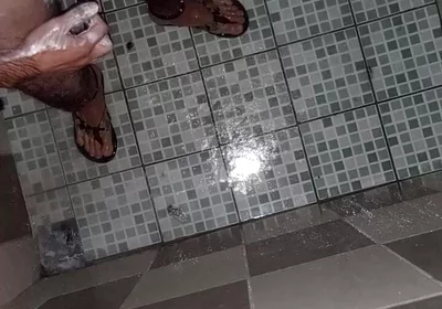 Boy Shaves His Balls and Masturbates