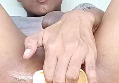 Nueng, No. 121, Nueng, Preparing for a Hot Fist