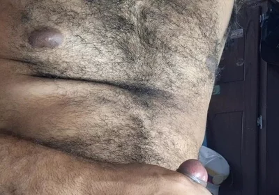 Hairy Giant Man Big Cumshow