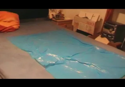 Nacked Humping Masturbation on a Plastik Foil
