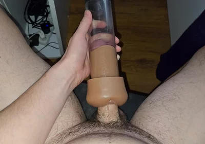 My Dick Vs Vacuum Pump - Watching It Get Bigger