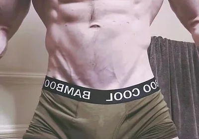 Famous Nfl Player Goes Viral on Instagram