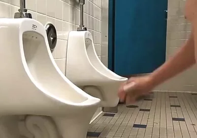 How to Properly Clean Public Toilets and Urinals