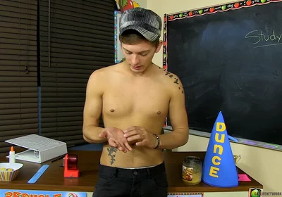 On Set with Sexy Twink Ryker