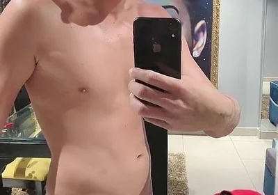 Markus Gets a Blowjob in Front of the Mirror