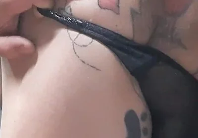 Tunnel Buttplug Stretching