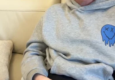 I Cum While My Friends Are in the Other Room. I Cum with Moans.