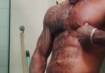 Felipe Nuru - Cumming in the Bathroom