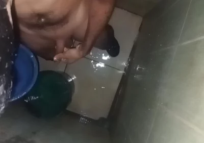 Man Gets Cocked and Balls in Single Chamber Bath