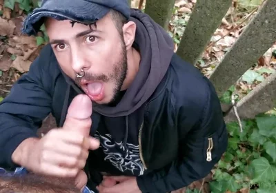Scally boy sucking cock outdoor