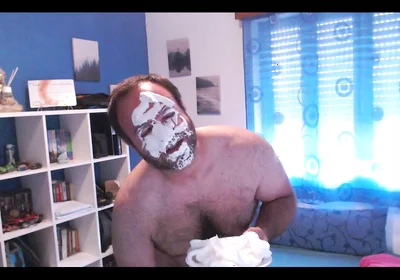 Silly Video, Shaving and Shaving Foam Pie to the Face
