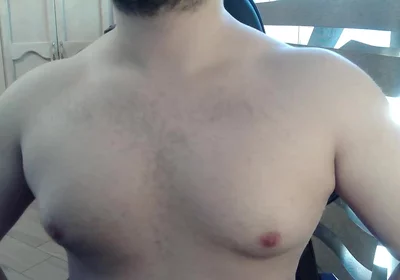 Muscular Stud Plays with His Nipples and Muscles