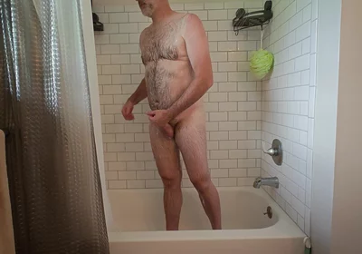 Shower Time with Jon Scarecrow