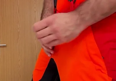 Tyler Blake Jerking off in Hivis Lumberjack Workwear - Muscle Flexes & Explosive Cumshot
