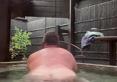 I Just Can’t Stop Playing with Myself in the Hot Tub