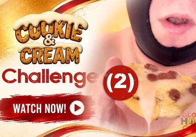 Cum Biscuit at Gloryhole Squirted on the Biscuit