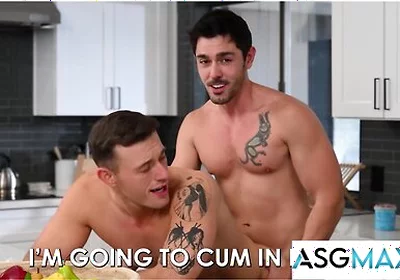 Tatted Hunk Finally Fucks Twink Who Sent Letters To Him In Prison - Christian Wilde, Garrett Kinsley