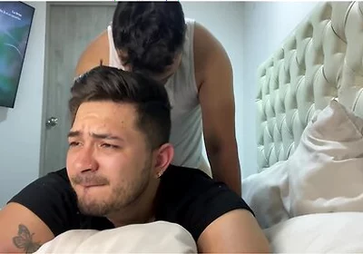 Padrastro Me Confunde Cuando Duermo Me Come El Culo A Pelo Y Me Lo Deja Lleno De Leche Caliente - Sexo Duro