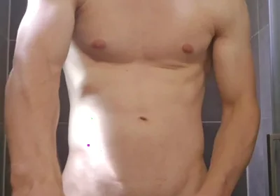 Amateur Guy Delivers Cum