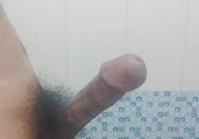 Shaking a Long Cock