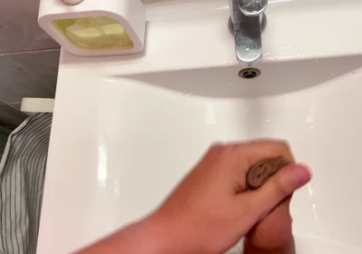 Quick Jerk off and Playing with My Cum