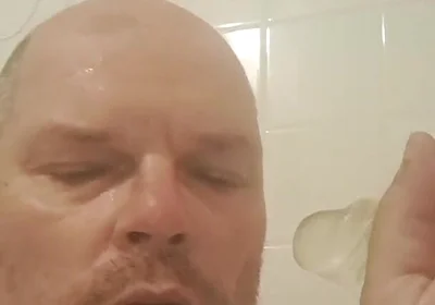 Attached Sucking and Blowing for the Slut