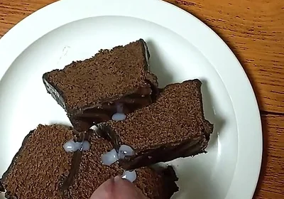 chocolate cake with cum