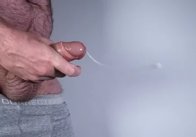Bear Suffers From Sudden Wank Syndrome