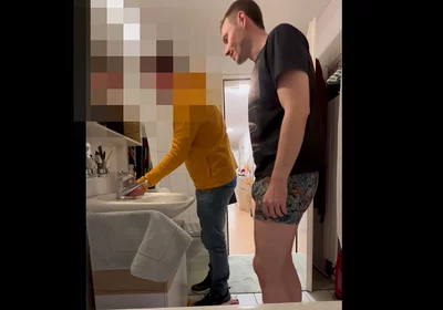 Straight Handyman Returns, Catches Mike Playing with and Ends up in a Mutual Blowjob