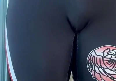 Big Muscly Man Has His Way with You! Cumshot Ending